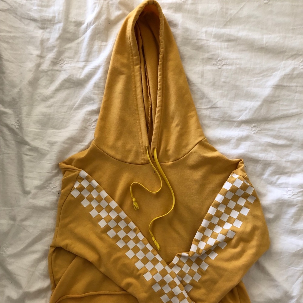 Yellow sweatshirt